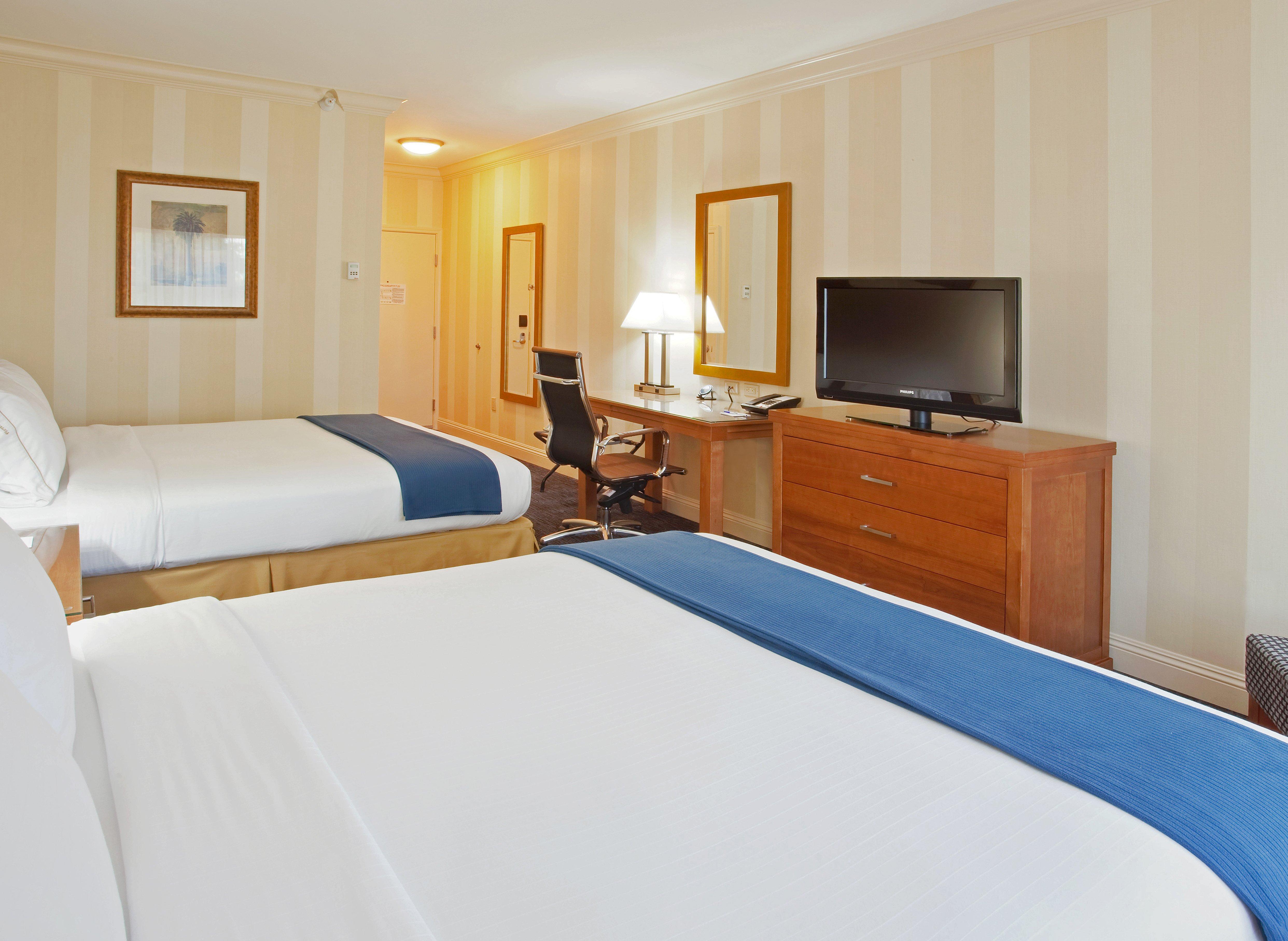 Holiday Inn Express Hotel & Suites Santa Cruz By Ihg Exteriör bild