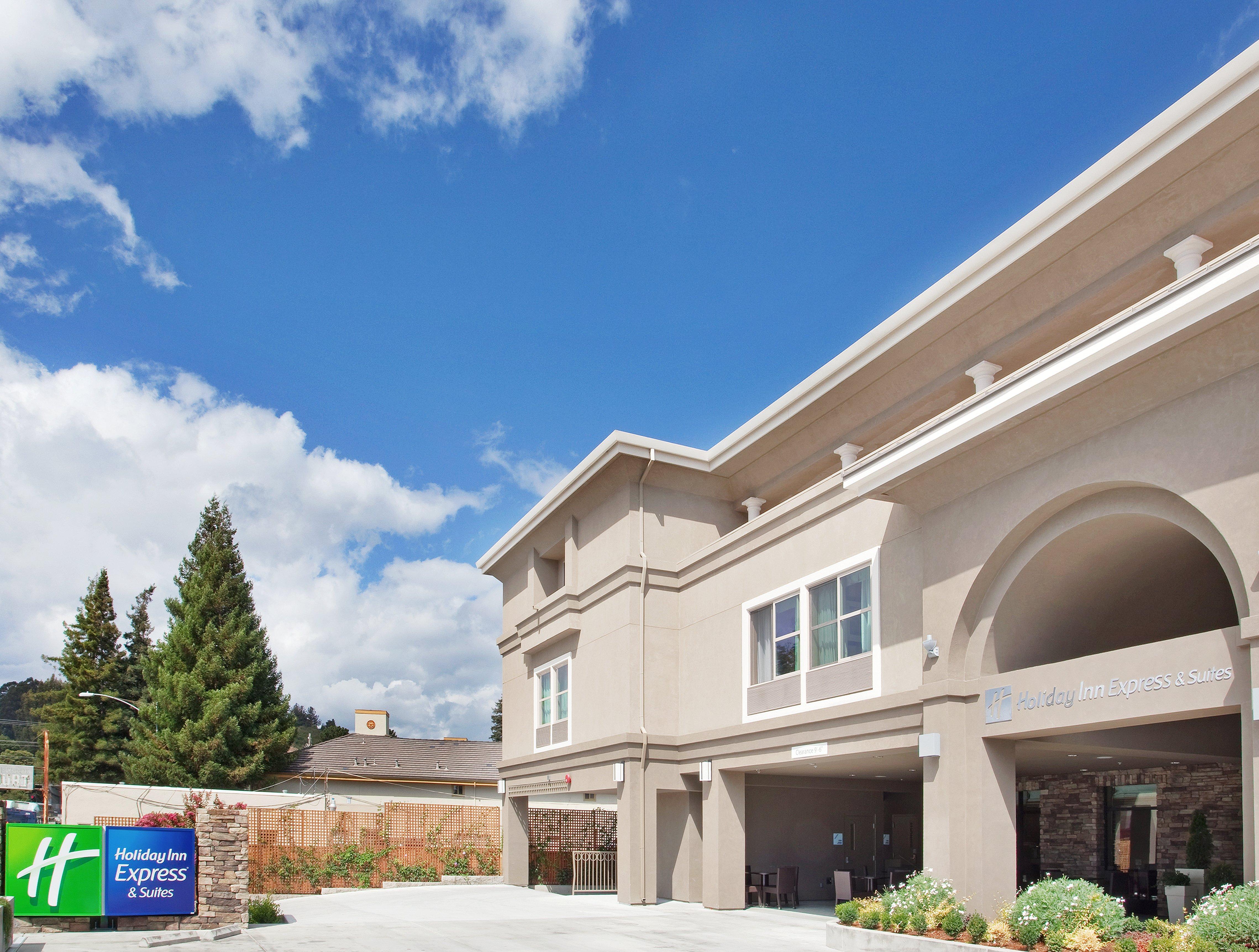 Holiday Inn Express Hotel & Suites Santa Cruz By Ihg Exteriör bild