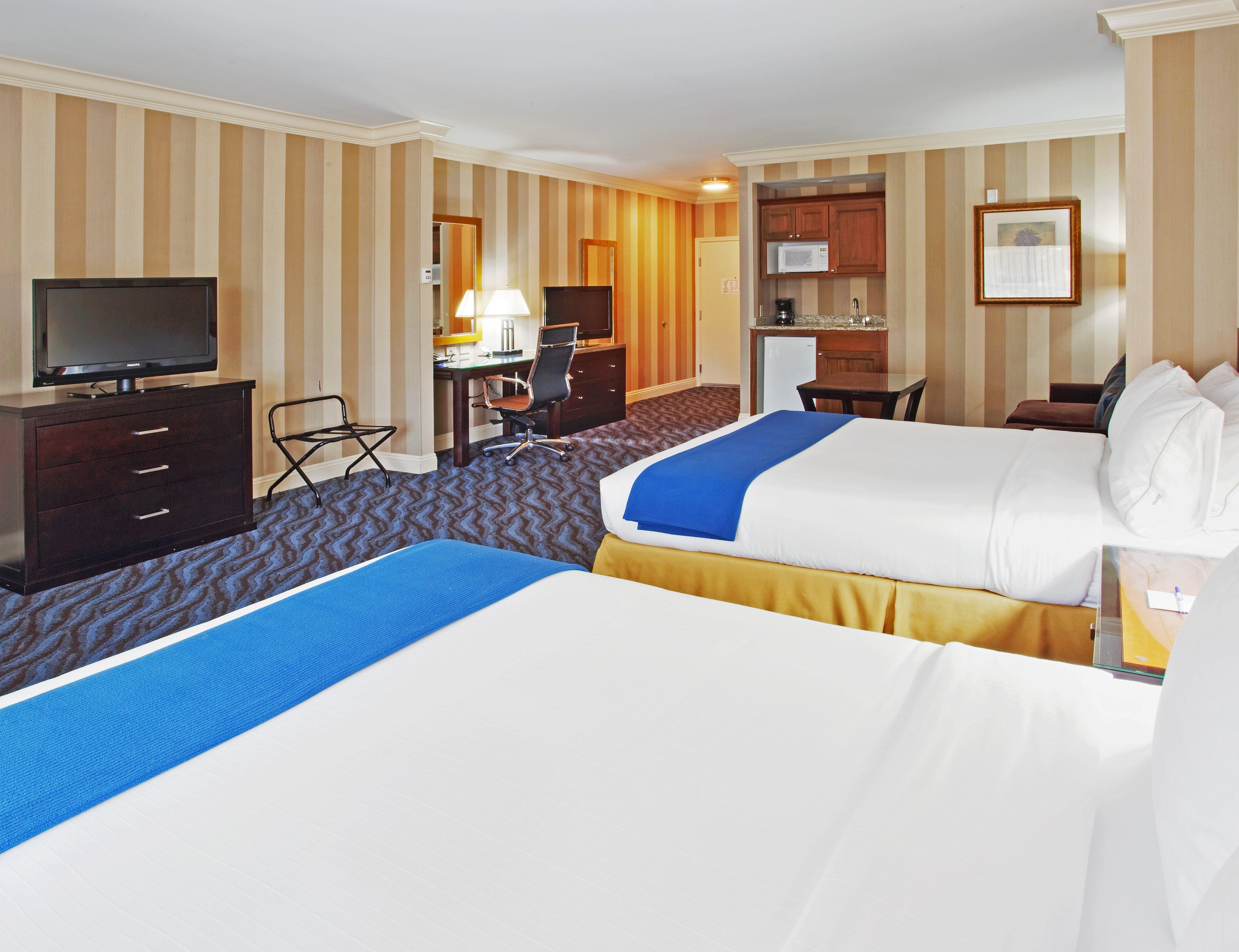 Holiday Inn Express Hotel & Suites Santa Cruz By Ihg Exteriör bild