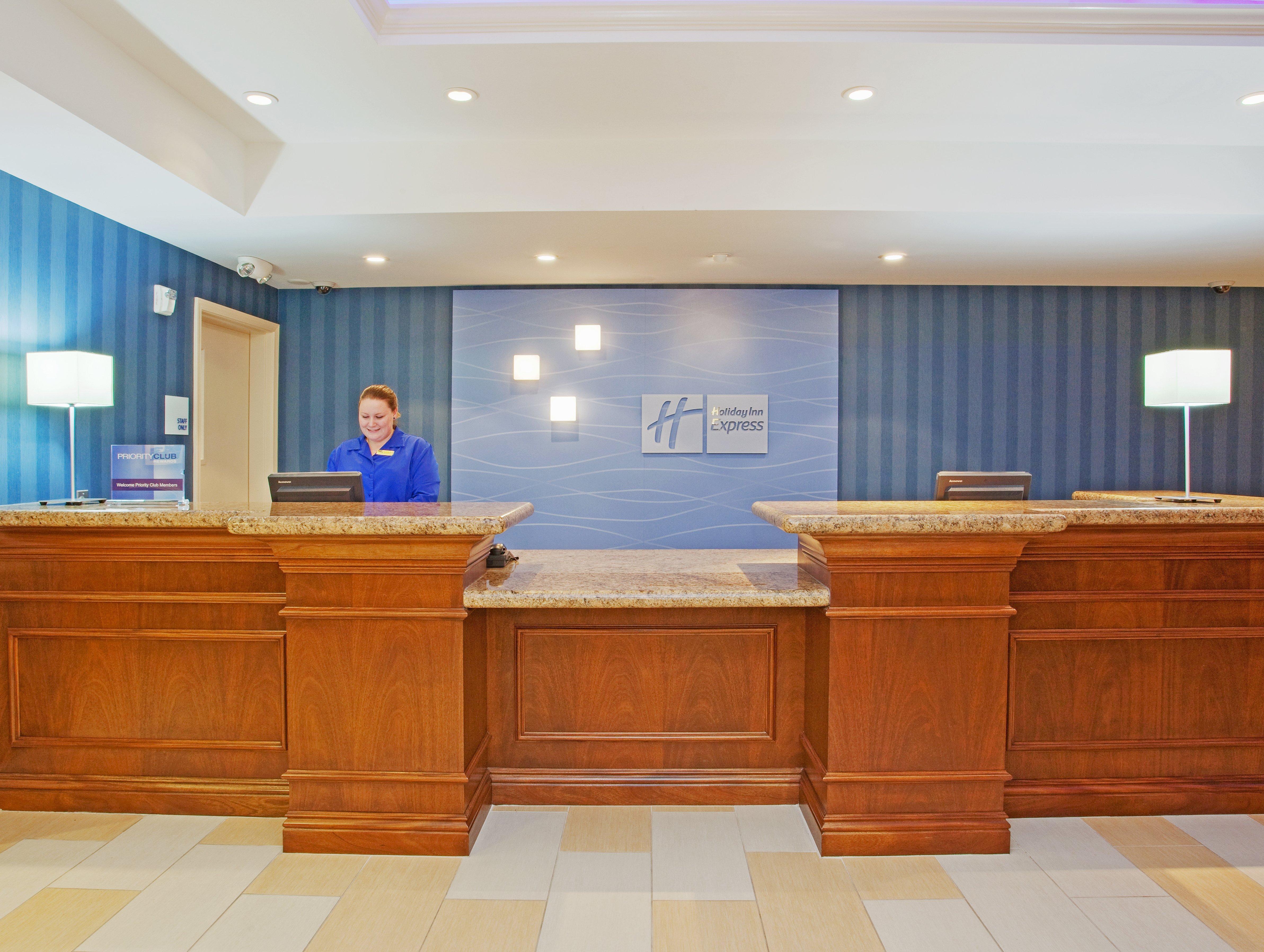 Holiday Inn Express Hotel & Suites Santa Cruz By Ihg Exteriör bild