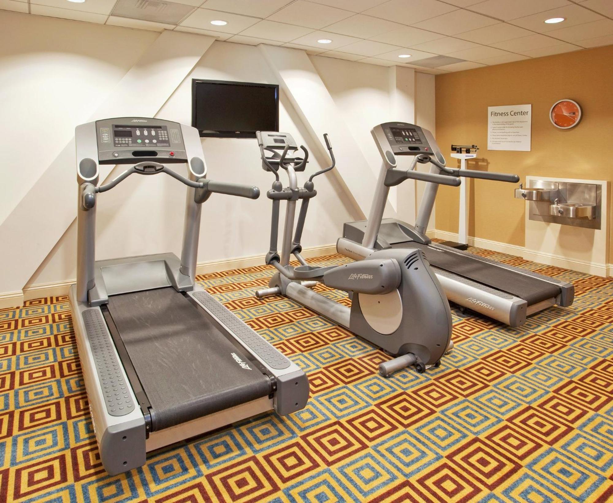 Holiday Inn Express Hotel & Suites Santa Cruz By Ihg Exteriör bild