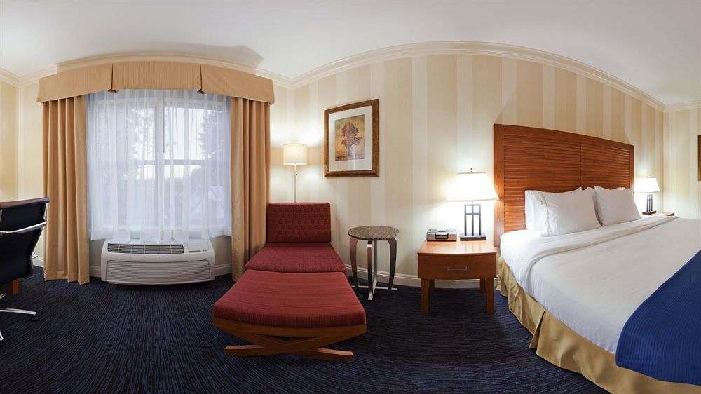 Holiday Inn Express Hotel & Suites Santa Cruz By Ihg Exteriör bild